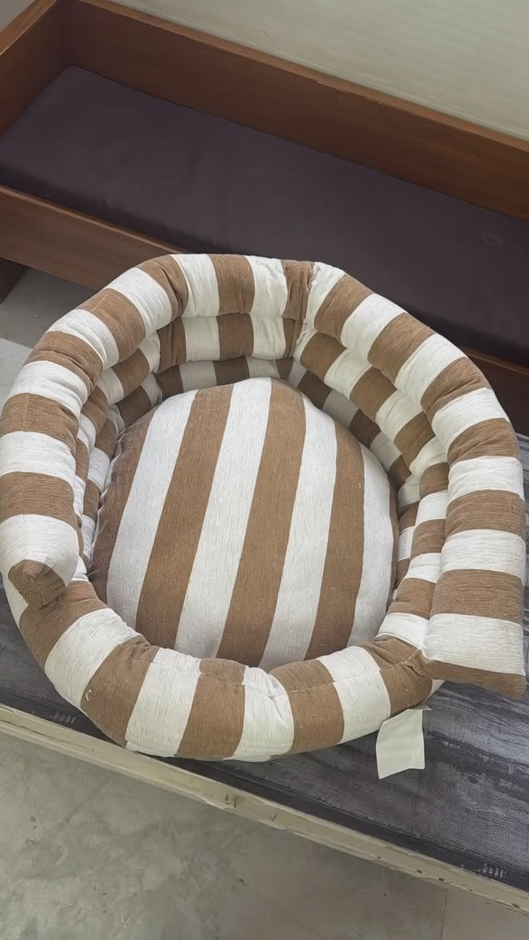 Nesting Nook Dog Bed — Oat Blue